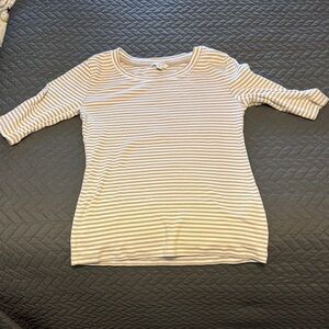 Banana Republic Cream and White Fitted 3/4 Sleeve Tee
